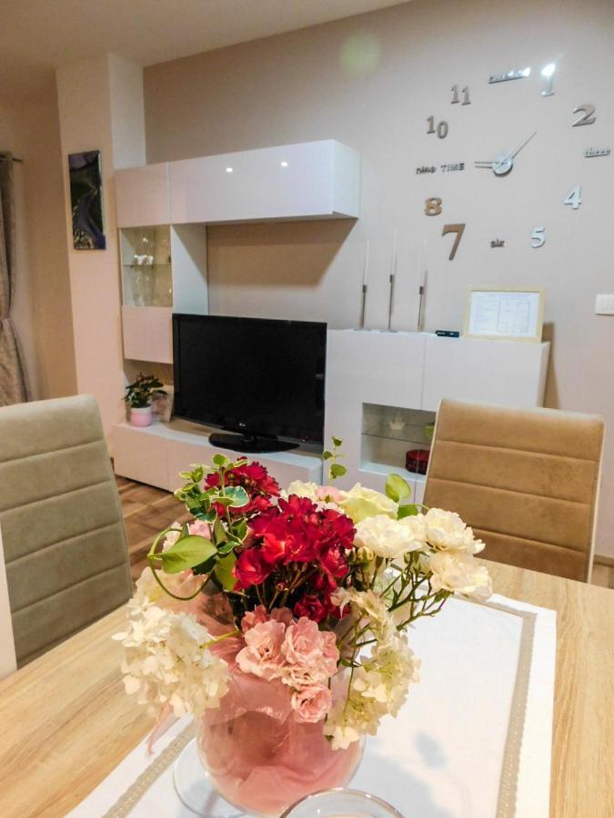 Apartman Lara Otočac Εξωτερικό φωτογραφία