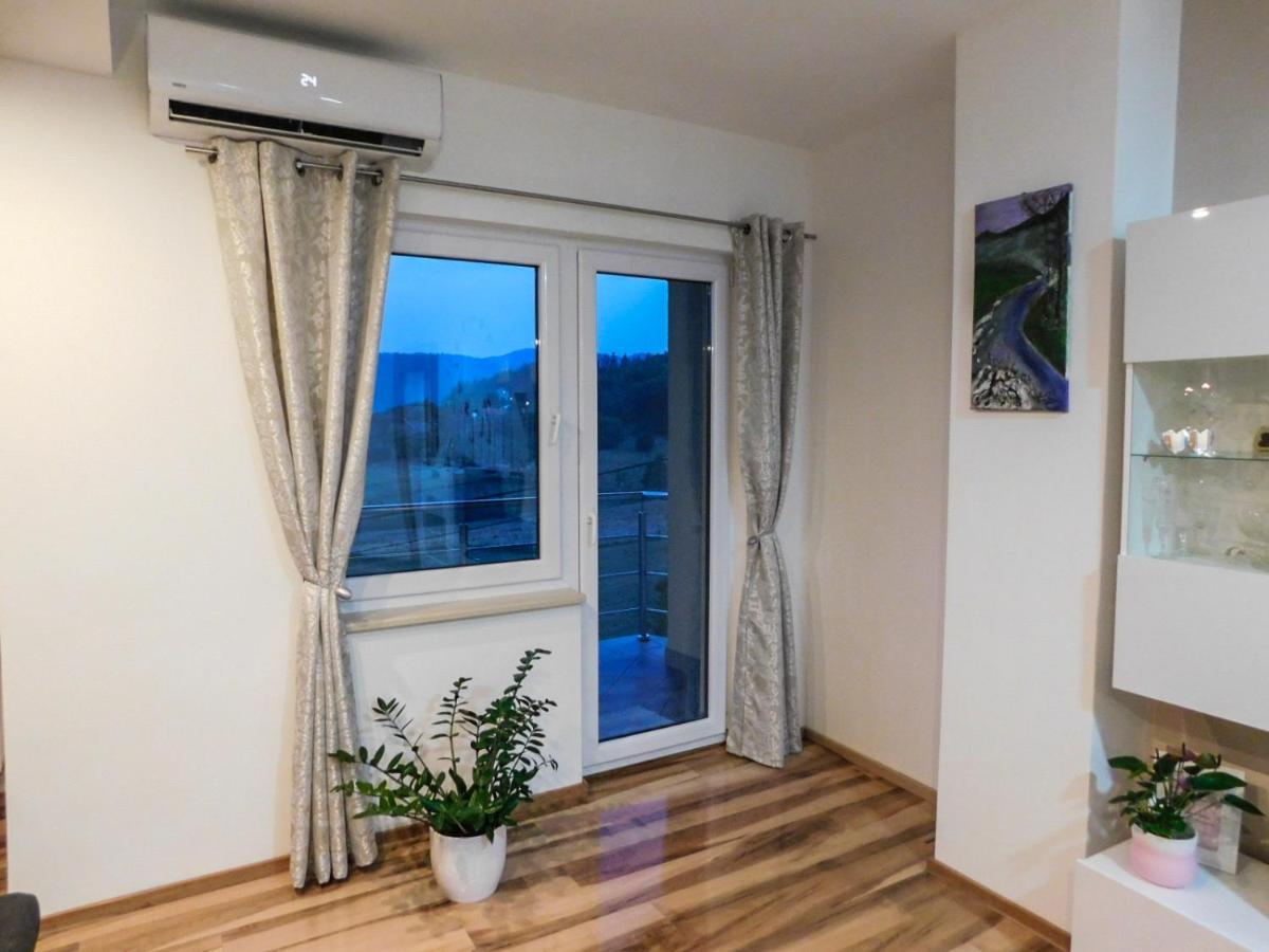 Apartman Lara Otočac Εξωτερικό φωτογραφία