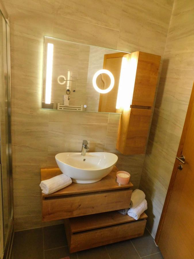 Apartman Lara Otočac Εξωτερικό φωτογραφία