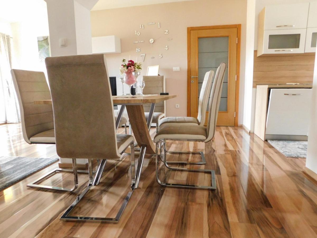 Apartman Lara Otočac Εξωτερικό φωτογραφία